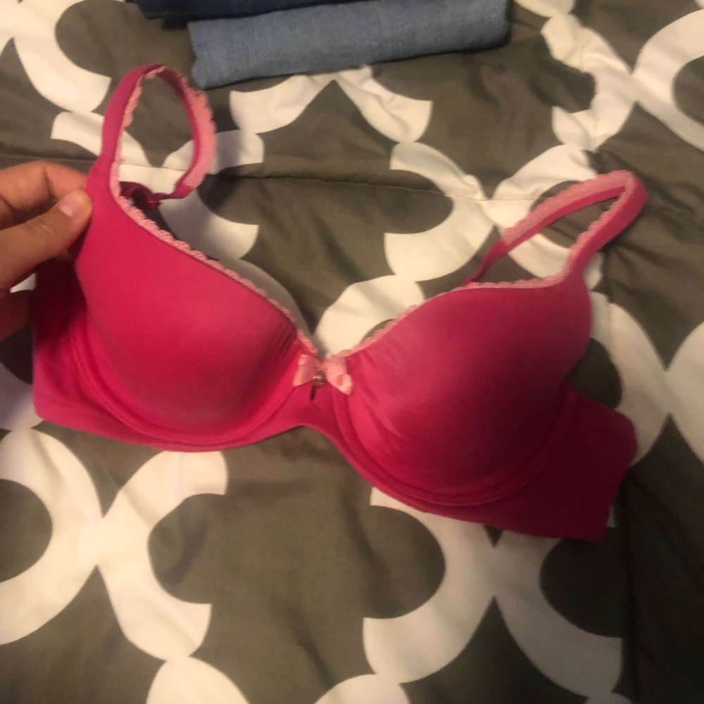 BRAND NEW VS BRA!